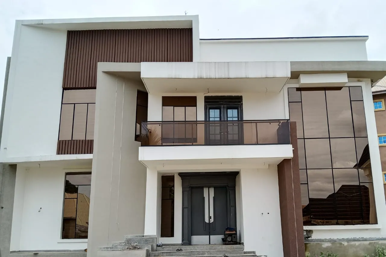 Transom and structural window(Frameless window)
